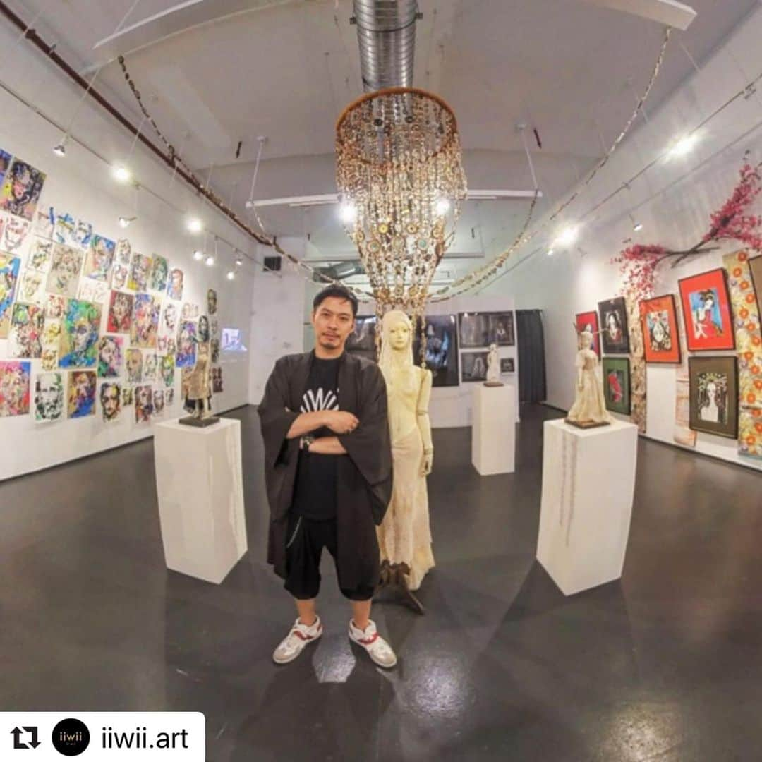 坂東工さんのインスタグラム写真 - (坂東工Instagram)「実はそうなんです…リポストです！  #Repost @iiwii.art with @make_repost ・・・ #バチェラージャパン にて司会を務める坂東さんですが、iiwiiではアーティストとキュレーターとしても活躍しています🎨  今回は @senmon_ochabi と @iiwii.art とのコラボレーション！ アートメディアの立ち上げを目指しているクラウドファンディングでは坂東さん自らリターンを提供してくれています✨ 坂東さんファンは要チェック！ ご支援ご協力よろしくお願い致します！ 👇👇👇 https://camp-fire.jp/projects/view/189552  #バチェラー3 も楽しみにしています🌹  #iiwii #iiwiiart #crowdfunding #campfire #キャンプファイア #クラウドファンディング #ochabi #バチェラージャパンシーズン3 #坂東工 #アーティスト #アート展」9月4日 19時49分 - takumimoriyabando