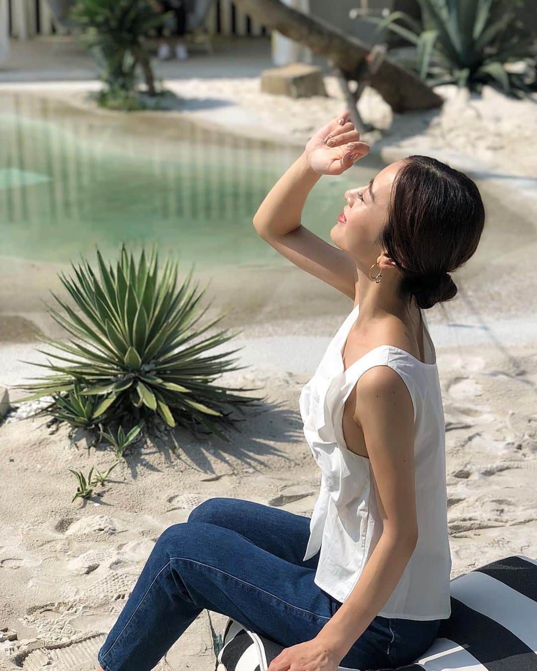 丸山悠美さんのインスタグラム写真 - (丸山悠美Instagram)「おしゃれすぎてソワソワした🌴﻿ ﻿ THE BEACH YOKOHAMA﻿ @teafanny.jp ﻿ ﻿ また行きたいな♡﻿ ﻿ tops... @nydollnydoll ﻿ #thebeachyokohama #teafanny #cafe #横浜﻿ #横浜カフェ#yokohamacafe #cafestagram #カフェ#カフェ好き#カフェ巡り#ママファッション#ママコーデ #横浜カフェ #山下カフェ #港の見える丘公園 #山下公園 #みなとみらい #instacafe #カフェめぐり #カフェスタグラム #かわいい #横浜元町 #元町カフェ #fashion #コーディネート」9月4日 20時01分 - maruyumi