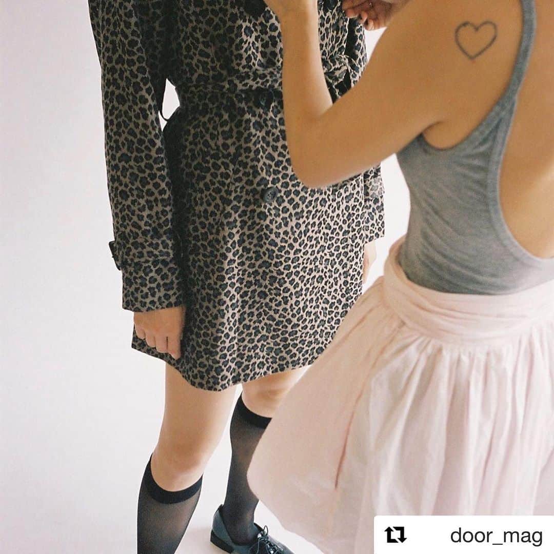 エイミーのインスタグラム：「#Repost @door_mag ・・・ Charles Chaton AW behind the scenes❤︎」