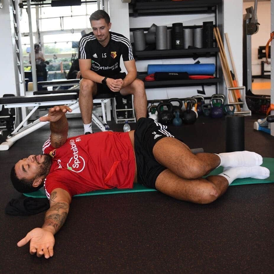 ワトフォードFCさんのインスタグラム写真 - (ワトフォードFCInstagram)「The road to recovery 💪🏋️‍♂️」9月4日 22時02分 - watfordfcofficial