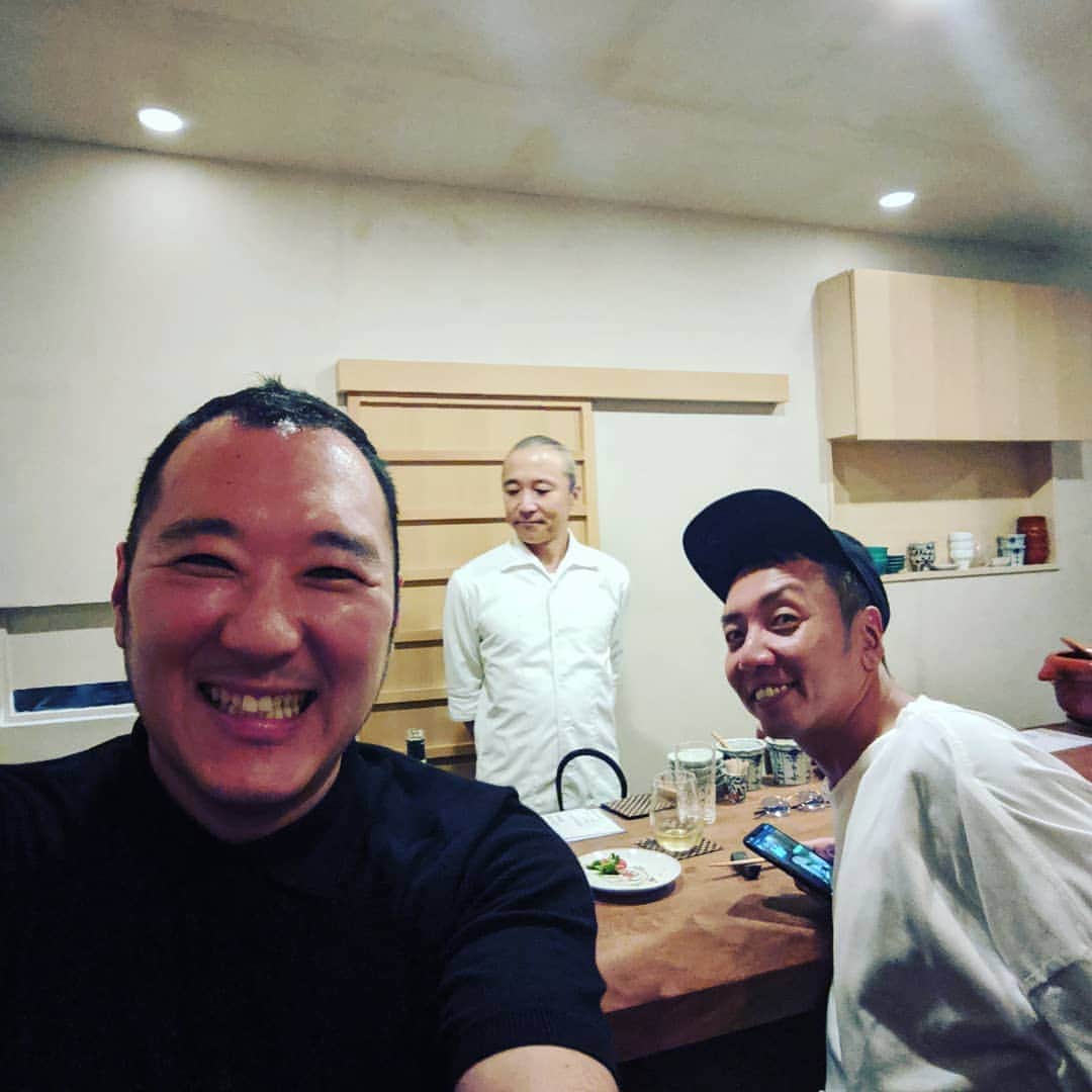 TAKAさんのインスタグラム写真 - (TAKAInstagram)「PES君と東京飯！ 美味すぎるご飯屋さんに連れてきてもらいやした！ 鯛ごはん最高！」9月4日 22時18分 - takamc29
