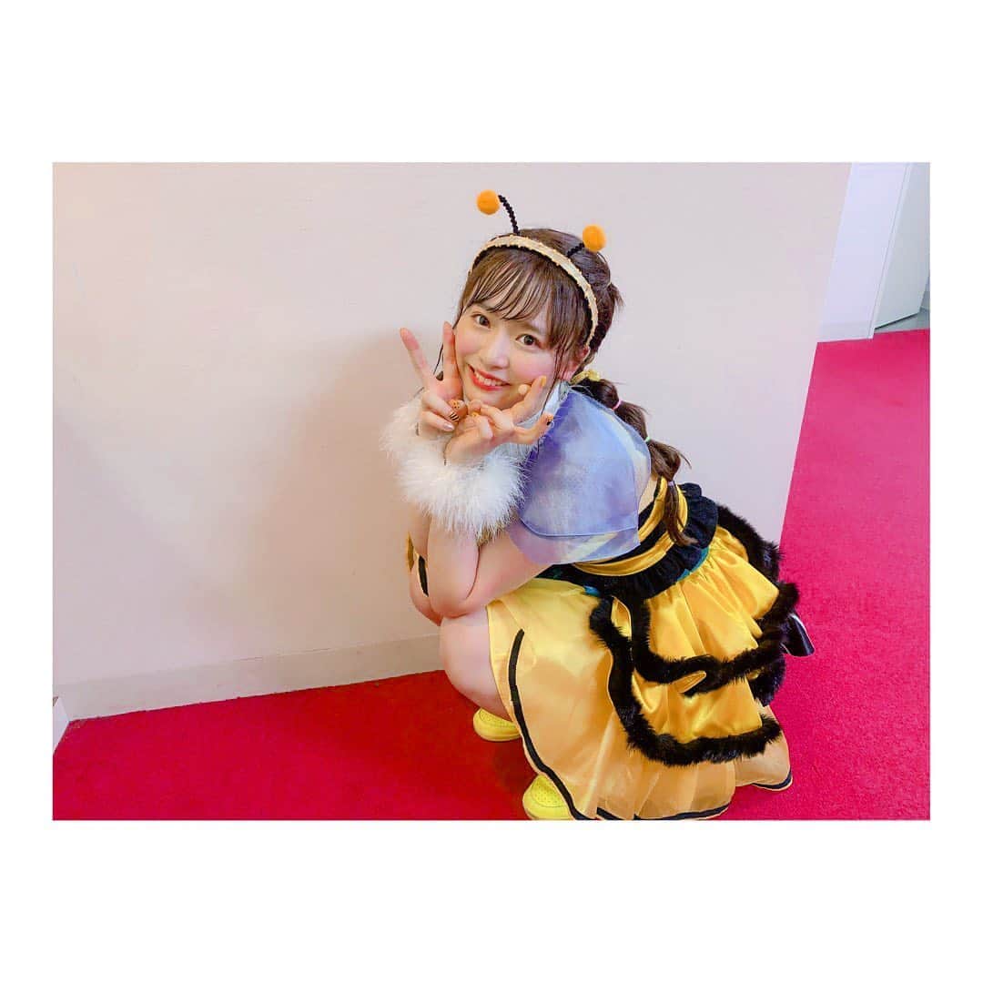 倉野尾成美さんのインスタグラム写真 - (倉野尾成美Instagram)「舞台Bee School 無事に初日を迎えられました😊 これから毎日ミッツで頑張ります！ 衣装が可愛いのです🐝✨」9月4日 22時16分 - noochan_1108