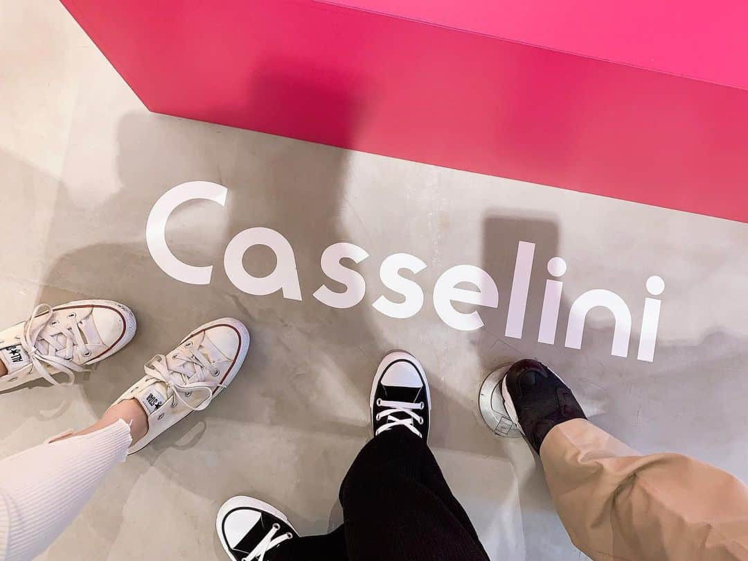 清水佐紀さんのインスタグラム写真 - (清水佐紀Instagram)「#2020ss . . 「Casselini 2020 spring/summer collection」 . 大好きな @casselini_official の 展示会にお邪魔しました...💓 普段から鞄やアクセサリー愛用させていただいています。🙈💓 展示会も可愛いがつまっていて幸せな空間でした!!! ありがとうございました✨ . #casselini  #展示会」9月4日 22時52分 - saki___shimizu