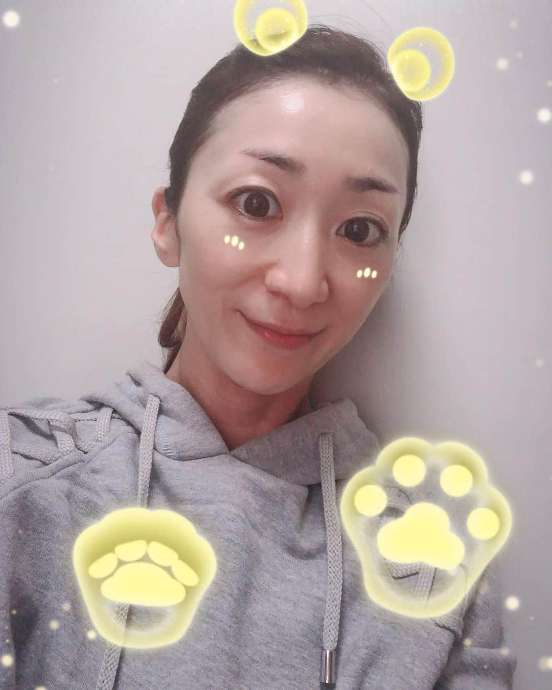 西尾夕紀さんのインスタグラム写真 - (西尾夕紀Instagram)「今日もヨガへ…🧘‍♀️ そして滝汗💦🤣 いく途中 路上で見かけたコレ‼️ トウモロコシがなぜに⁇👀 エッ⁉︎ トウモロコシ⁇🌽 #LAVA #パワーヨガ #トウモロコシ⁉︎」9月4日 23時09分 - yuki_nishio_