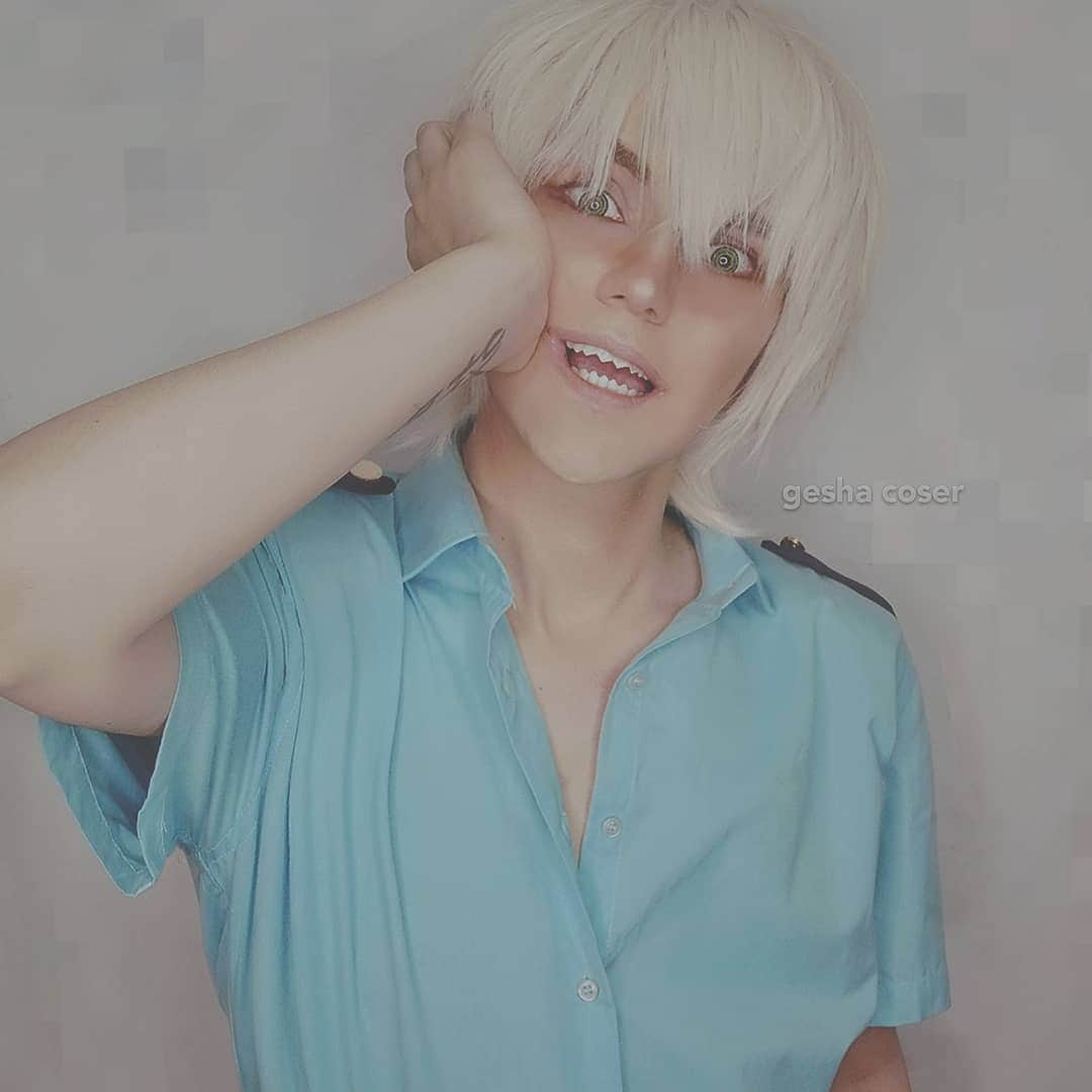 Gesha Petrovichさんのインスタグラム写真 - (Gesha PetrovichInstagram)「Costest for #reo Should make full cosplay and photoshoot or not, help me decide? 🤔 🥦🚔🥒🥒🥒🥒🥒🚔🥦 #sarazanmai #さらざんまい #ヒロアカ #レオン #geshacoser #cosplay」9月4日 23時42分 - petrovichgesha