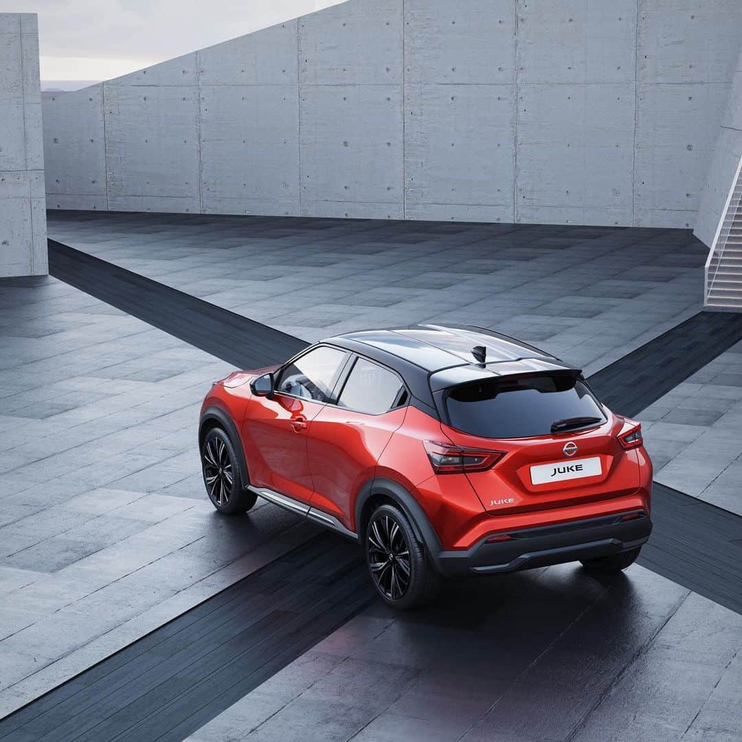 Nissanさんのインスタグラム写真 - (NissanInstagram)「The all-new #NissanJUKE with its athletic design has arrived in Europe, loaded with infotainment features and #Nissan #IntelligentMobility technology, it's the most connected Nissan ever. #NissanJUKE」9月4日 23時52分 - nissan