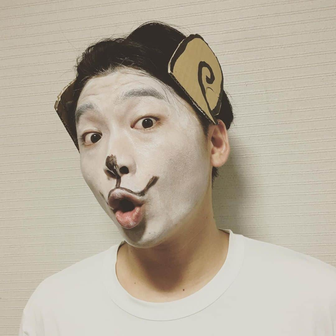 新山士彦さんのインスタグラム写真 - (新山士彦Instagram)「はじめまして、ゴーイングメリー号です！ インスタ始めました！ フォローお願いいたします！！ #ワンピース #船 #海 #世界旅行 #羊 #冒険 #仲間」9月5日 0時00分 - sayaka_no_niiyan