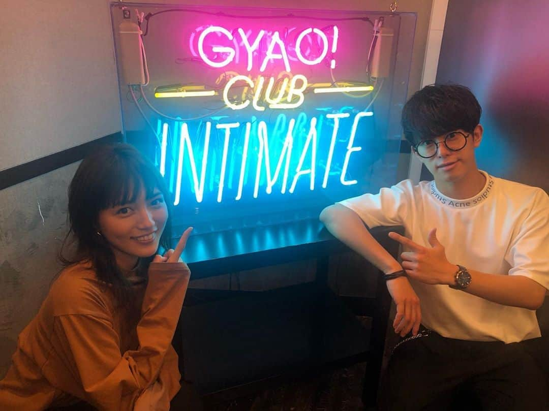 川口春奈さんのインスタグラム写真 - (川口春奈Instagram)「9/6(金)＆9/13(金)23:00〜23:30 J-WAVE「GYAO! CLUB INTIMATE」 2週に渡ってBLUE ENCOUNTの田邊さんと対談させていただきました👏✨ラジオってなんだかすごく緊張っていうか照れが映える？なんだか変な感じですが、、今回はあまり緊張せずたくさんお話できました！お互い九州人！それだけで嬉しいんだけどやっとこさお仕事出来てやっとこさ呼んでいただけて私はなにより嬉しかったものです😌 GYAO!さんでも配信されるみたいなので是非チェックしてー！」9月5日 0時17分 - haruna_kawaguchi_official