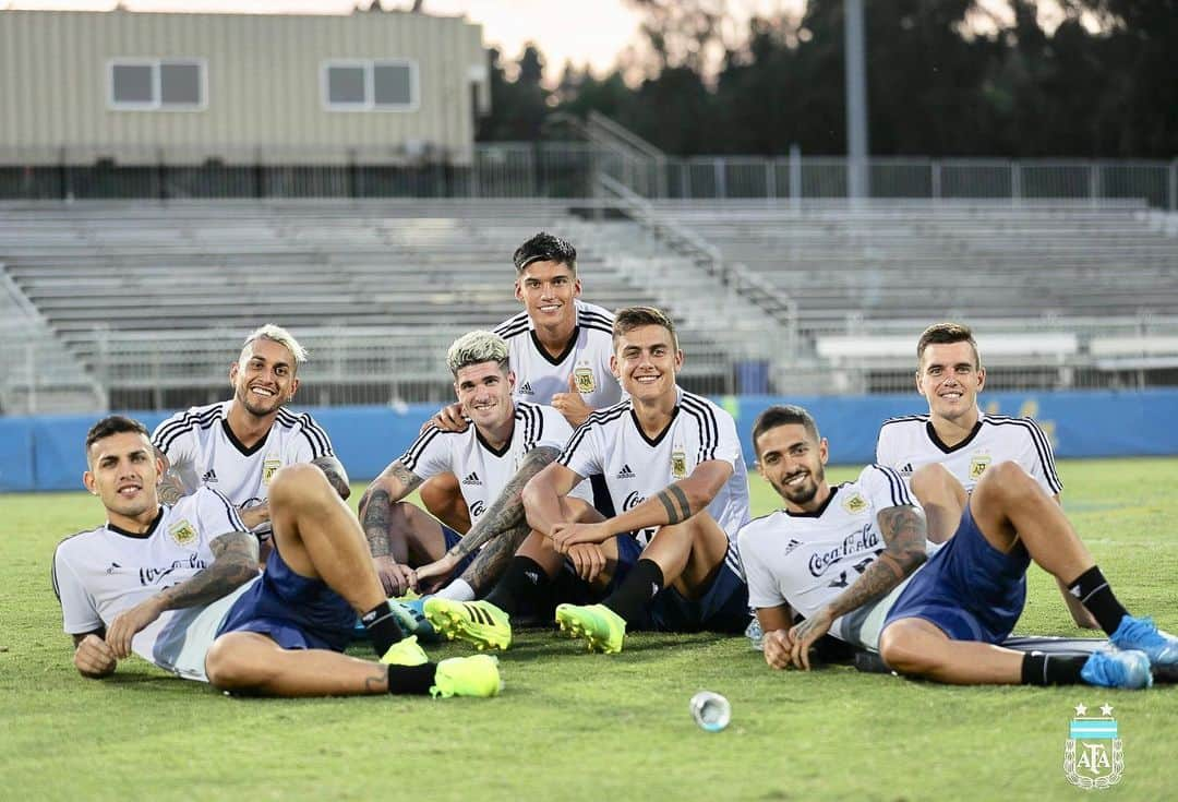 ロベルト・ペレイラさんのインスタグラム写真 - (ロベルト・ペレイラInstagram)「Disfrutar de cada momento 🙌🏽 @afaseleccion #vamosargentina🇦🇷 #giraseleccion #losangeles」9月5日 1時07分 - maxipereyra37