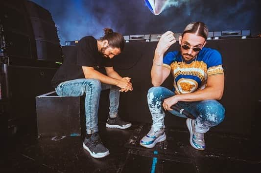 Dimitri Vegas & Like Mikeさんのインスタグラム写真 - (Dimitri Vegas & Like MikeInstagram)「We made our bird fly last night」9月5日 1時14分 - dimitrivegasandlikemike