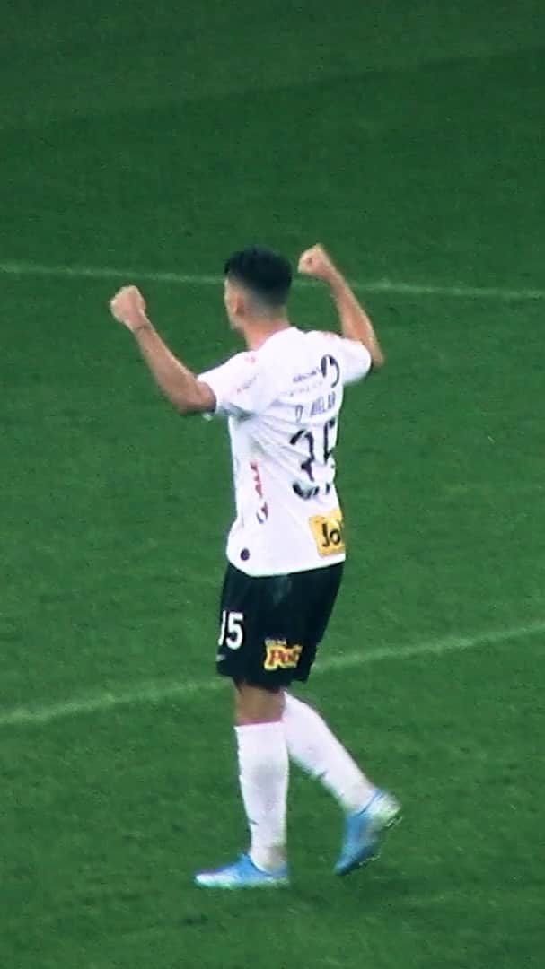ダニーロ・フェルナンド・アベラールのインスタグラム：「#VaiCorinthians」