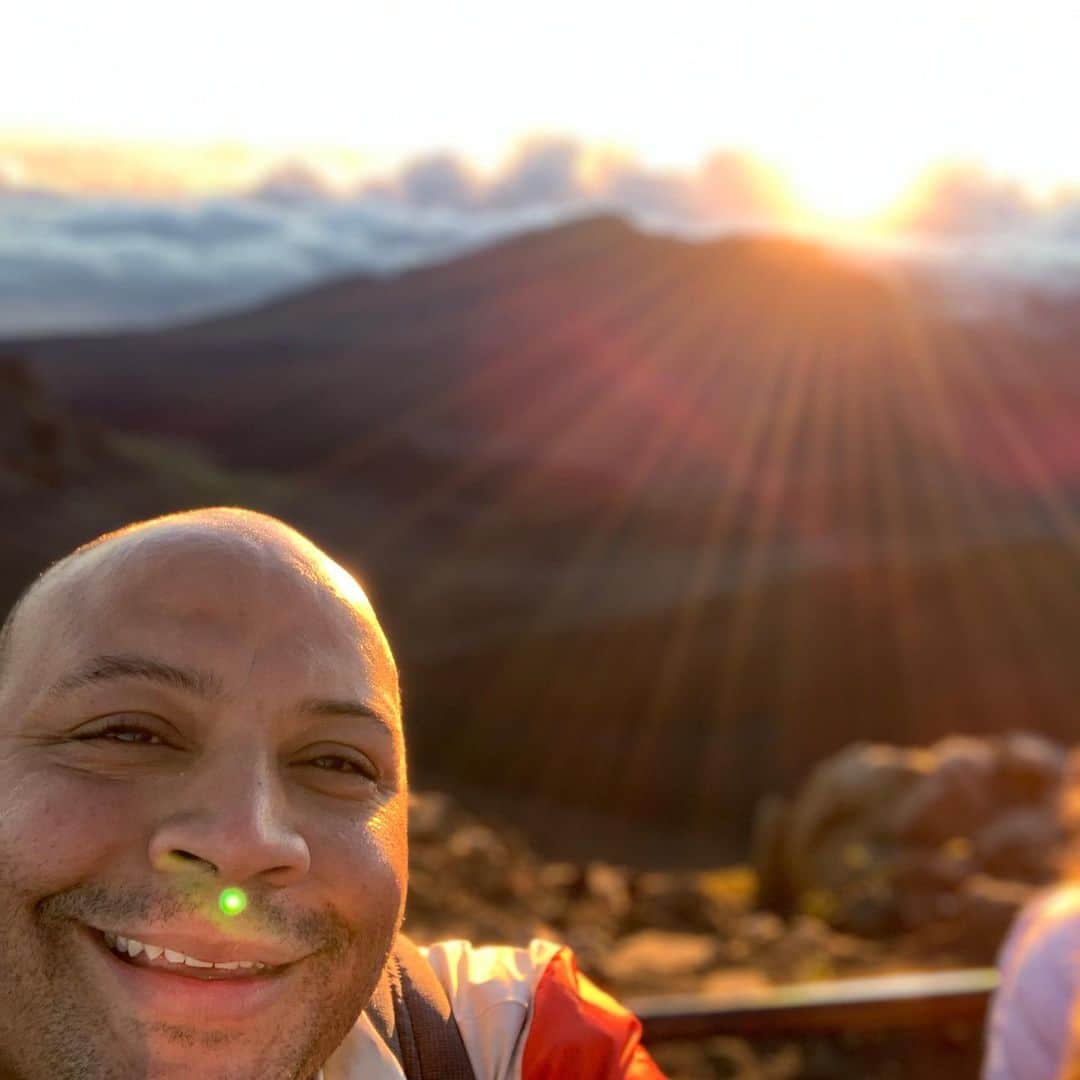 コルトン・ダンさんのインスタグラム写真 - (コルトン・ダンInstagram)「Good morning from 10,000 feet. 🤙🏾 #skylinehawaii #haleakalatours」9月5日 1時39分 - captdope