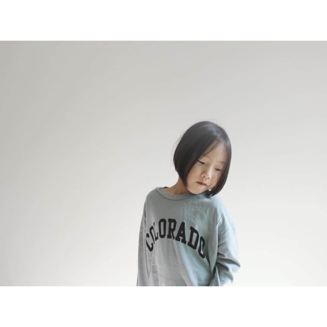 monmimi1さんのインスタグラム写真 - (monmimi1Instagram)「. . 明日の新商品2 . coloradoトップス . 薄手のロングTシャツ で シフォンのような ふかふか柔らかい生地が デザインとの ギャップを生み ツンデレの かわいさ。 . . . . .」8月21日 17時58分 - monmimi1