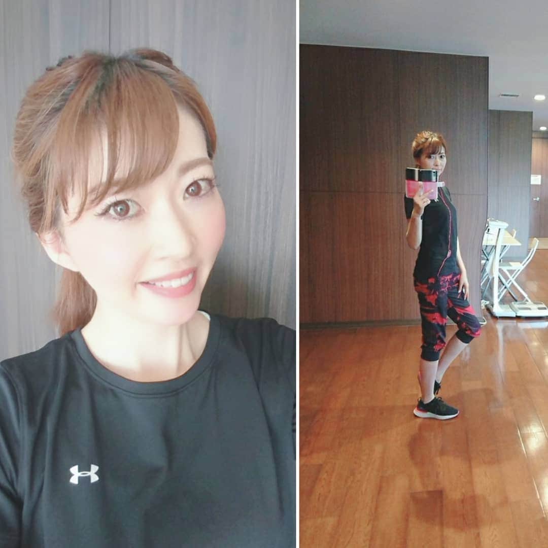 のインスタグラム：「. お疲れさまです😊✨ . ウォーキングの時のウェアは、こんな感じです🎵 . アンダーアーマーの上下🏃 . ジムに行くと毒素が出てそうでいいよねw . 私は元々、歩く速度が早い方なのでスピードをあげてウォーキングしてます✨笑 . . #ウォーキング #ランニングマシーン #健康 #お疲れさま #アンダーアーマー #健康第一 #ジムウェア #ジム女子  #pleasefollowme #instagood #walking #health #wear #sports #毒素排出 #有酸素運動 #気分転換 #🏃 #😉 #ハマってる #笑 #運動不足解消」