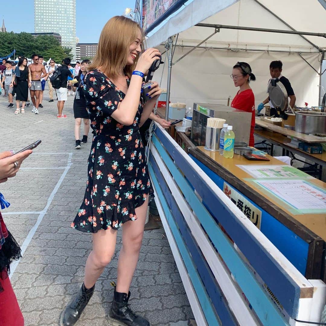新原愛加のインスタグラム：「. サマソニ楽しかったぁ 凄まじく暑かったぁ @summersonic_official  #夏の思い出」
