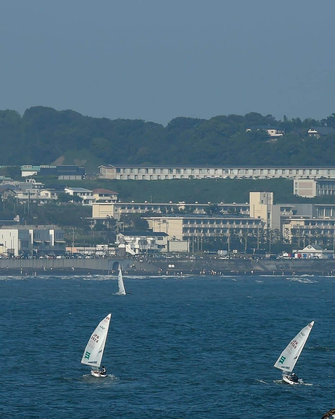 オリンピックチャンネルさんのインスタグラム写真 - (オリンピックチャンネルInstagram)「The pressure will be on the sailors at #ReadySteadyTokyo Sailing test event. ⁠⠀ ⁠⠀ Fleet racing is wrapping up in five Olympic events at the Port of Shonan, Enoshima yacht harbour.⁠⠀ ⁠⠀ All gold medals are still yet to be decided in the RS:X Men, RS:X Women, 49er, 49erFX and Nacra 17 categories. For many nations and athletes, this test event has a wider impact on #Tokyo2020 qualification.⁠⠀ ⁠⠀ #sailing⁠⠀ ⁠⠀ ⁠⠀」8月21日 18時03分 - olympicchannel_x