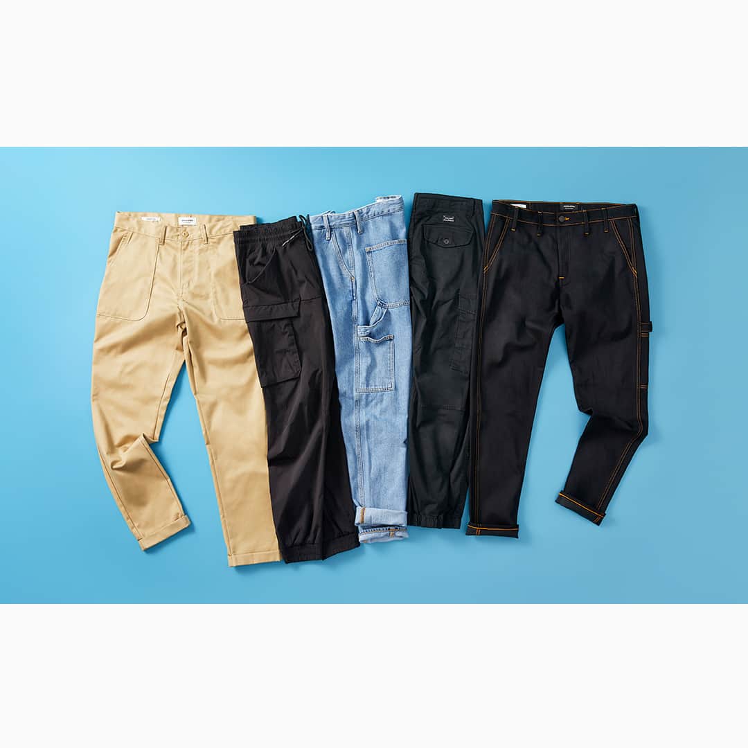 のインスタグラム：「Wear our range of workwear pants for an extra spring in your step, waltzing into the office. 🙌 #jackandjones」