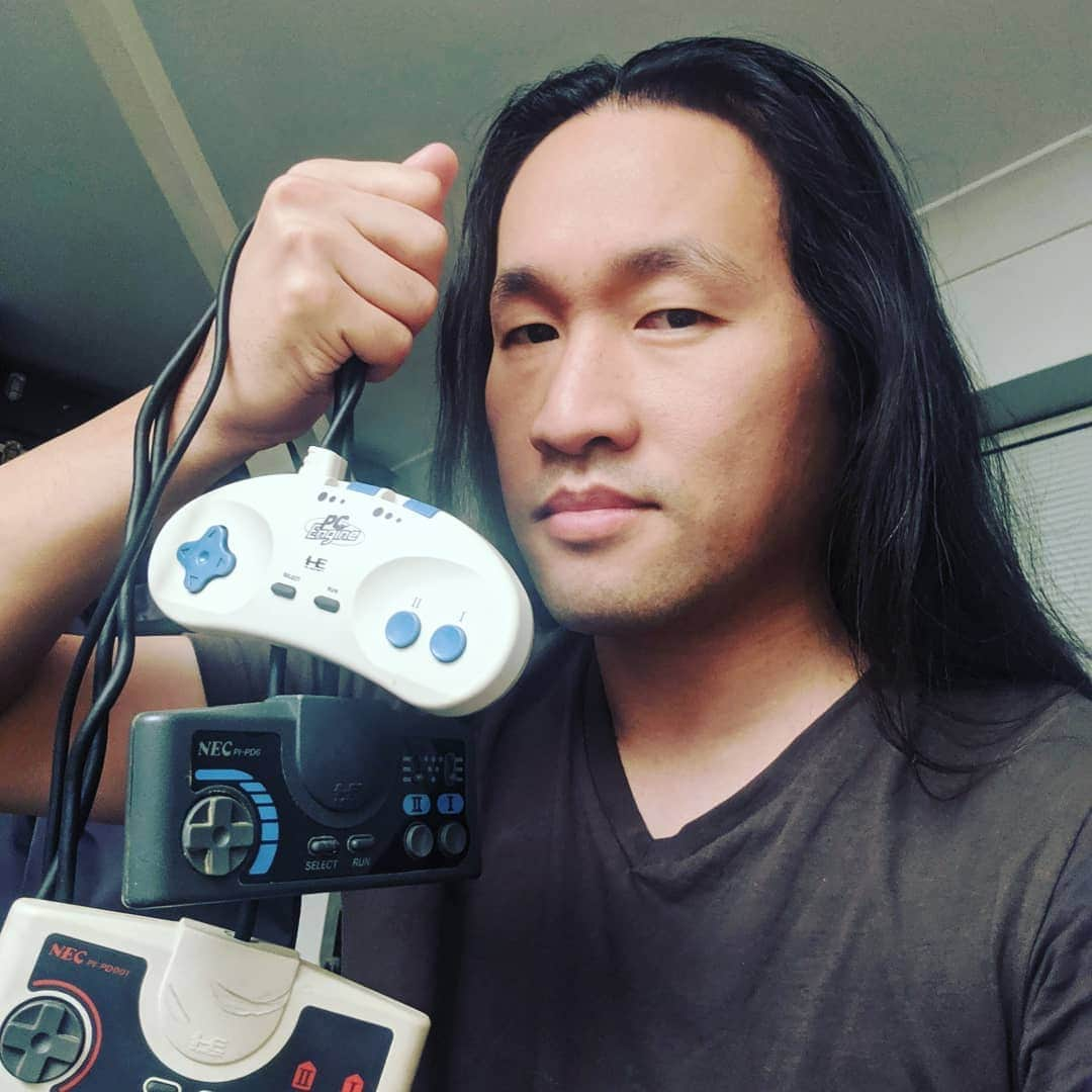 ハーマン・リさんのインスタグラム写真 - (ハーマン・リInstagram)「Strangely, I still often get asked if I am really a gamer. This might give you an idea 😉💡🎮😍🥰 Your top 5 shoot 'em ups, let's go! Mine: #Rtype #gunhed #mushaaleste #aldynes #superstarsoldier .  #dragonforce #hermanli #pcengine #turbografx16 #hucard #retroconsole #retrogaming #hudsonsoft #megadrive #segagenesis #retroarcade #arcadegames #sega #supergrafx」8月21日 10時31分 - hermanli