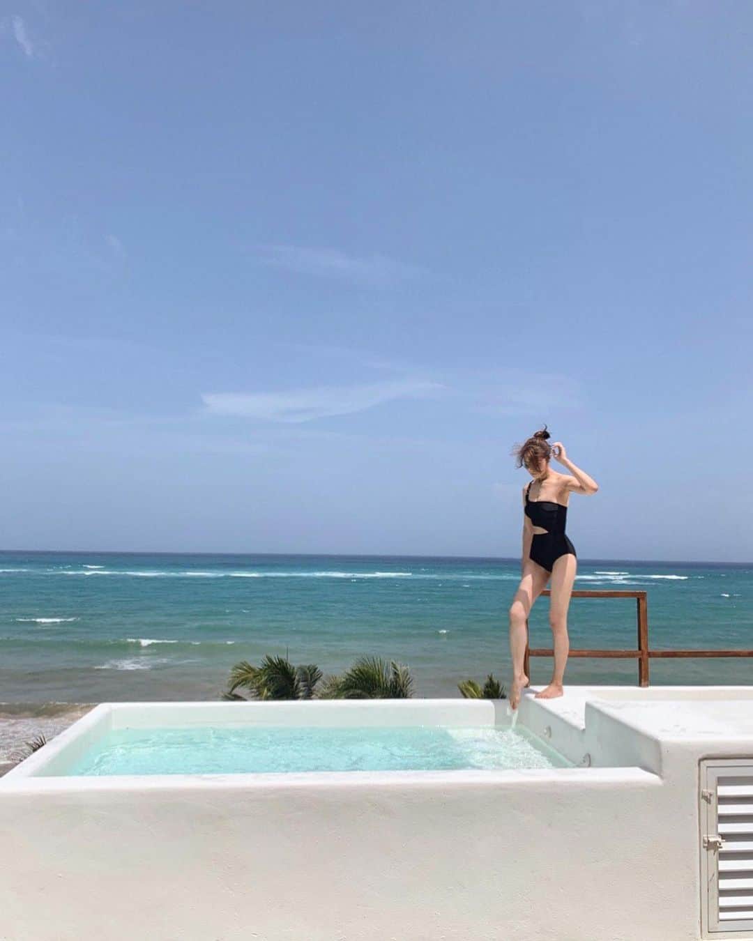 川島幸美さんのインスタグラム写真 - (川島幸美Instagram)「Caribbean breeze🐚 波と風の音🌴🌊🌴」8月21日 10時54分 - yukimikawashima