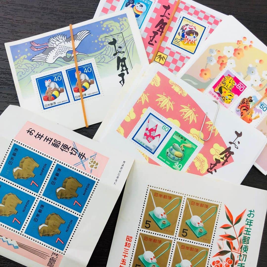 ブランド EXのインスタグラム：「バラ切手 お買取致しました！ . #杉並区 #高価買取 #高井戸 #浜田山 #井の頭線 #ブランドEX #営業中 #女性スタッフ在籍 #お気軽にどうぞ😊 #夏休み #片付け #整理して出てきた商品 #拝見させて下さい！ #出張買取も致します #貴金属 #切手 #金券」