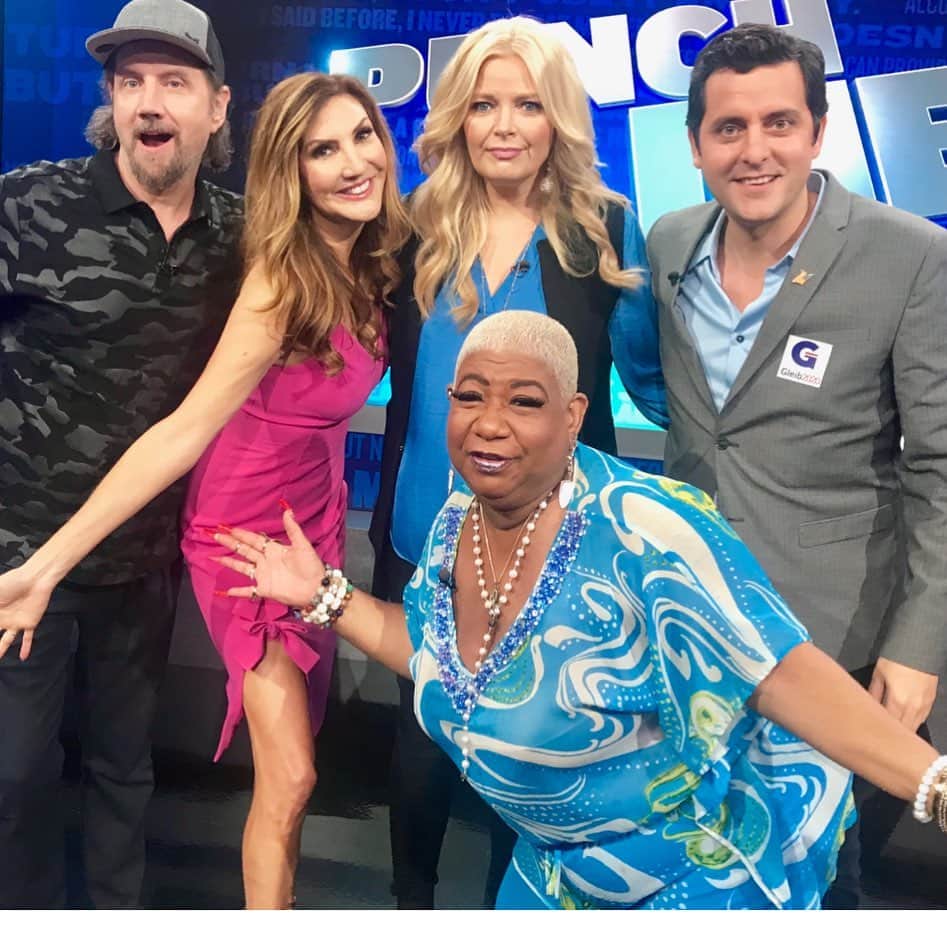 ヘザー・マクドナルドのインスタグラム：「Who saw us on @punchlinetvshow tonight with @bengleib @luenell @melissapeterman & @thejamiekennedy I sang and was incredible」
