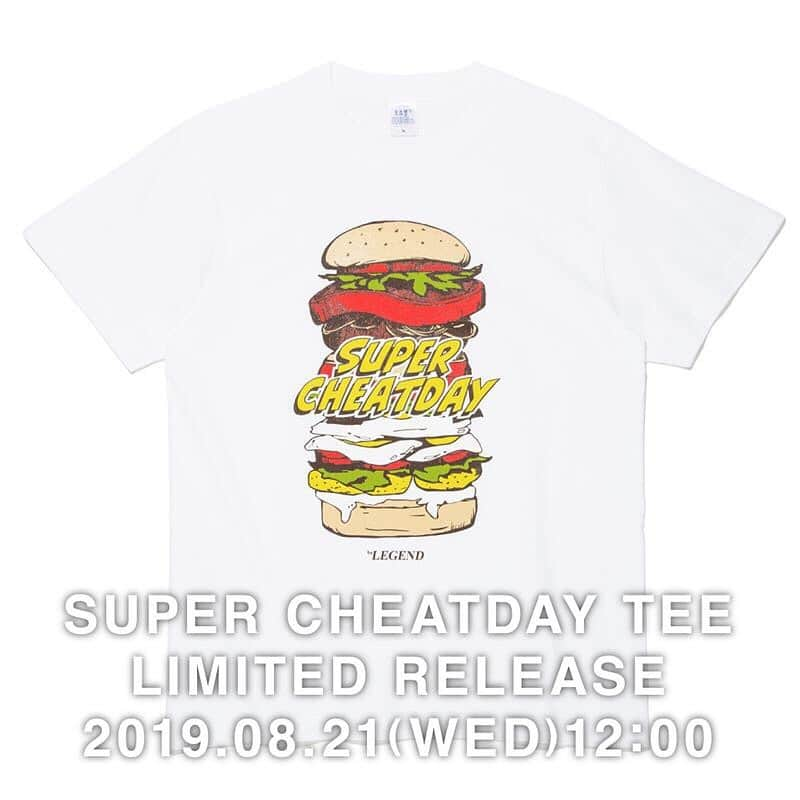 ビーレジェンドスタッフさんのインスタグラム写真 - (ビーレジェンドスタッフInstagram)「■数量限定■ 「SUPER CHEATDAY TEE」 発売開始！！ . 大変お待たせいたしました！「SUPER CHEATDAY TEE」の販売を開始致しました！ . 「CHEATDAY TEE」を 遥かに上回るボリュームで デザインされた超特大 ハンバーガーのグラフィックは インパクトも超特大！？ . こちらのTシャツを着て、 今まで以上にCHEATDAYを楽しんでみてはいかがでしょうか！ . 「CHEATDAYシリーズ」は 販売する度に即完売と なる大人気シリーズです。 今回も販売前から多くの お問い合わせを頂いており、 争奪戦必至の予感。 . 数量限定での販売と なりますので、 お早めのご購入が オススメです！ . 詳細はタグよりどうぞ！  #筋トレ  #ダイエット #減量  #ボディメイク  #ボディビル  #トレーナー  #フィジーク  #Youtube  #筋肉  #筋トレ女子  #筋トレ男子  #肉体改造  #フィットネス  #ジム  #fitness  #gym  #nara  #belegend #アパレル #ビーレジェンド #ビーレジェンドアパレル」8月21日 12時00分 - belegend_jigyobu