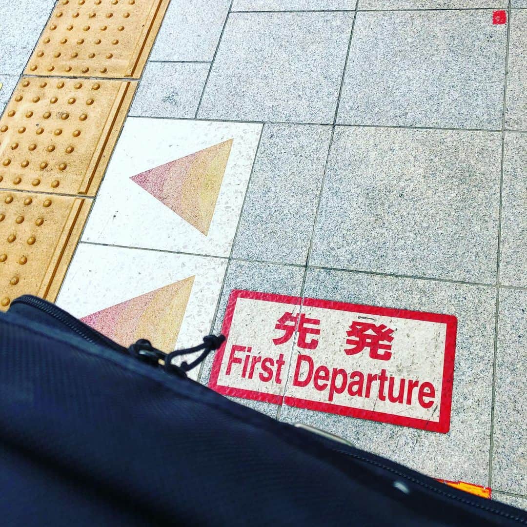 三吉ツカサさんのインスタグラム写真 - (三吉ツカサInstagram)「今日も先発登板 #通勤列車」8月21日 12時01分 - tsukasamiyoshi