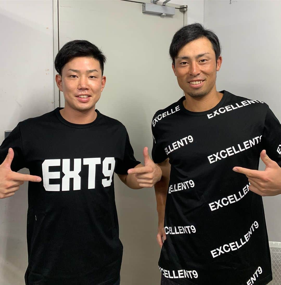 江越大賀のインスタグラム：「先日BRILLANTE心斎橋店に行ってきました！ このTシャツの生地めちゃくちゃいいです！ 皆さんも是非！ #brillante #EXCELENT9」