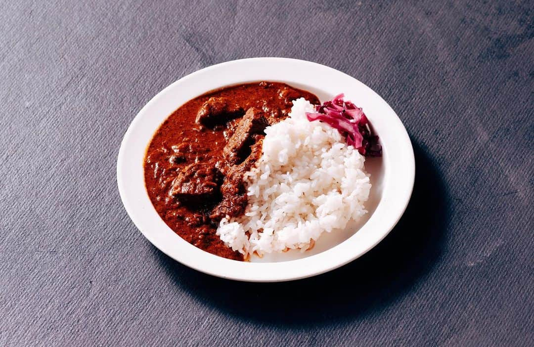 6curryさんのインスタグラム写真 - (6curryInstagram)「Makuakeにて、 6curryKITCHEN渋谷店の【初代会員】募集を開始しました🌈📣 ・ URLはプロフィールを見てね👉  Makuakeでは人数限定🎫ですが招待なしで会員権を買えます✨この機会にぜひ渋谷の立ち上げ会員になりませんか？ ・ ・ ・購入〆切は、9月18日の6curryKITCHEN1周年の日まで1ヶ月弱🍛 ・ ・ みなさま、どうぞ応援お願いします！」8月21日 12時13分 - 6curry