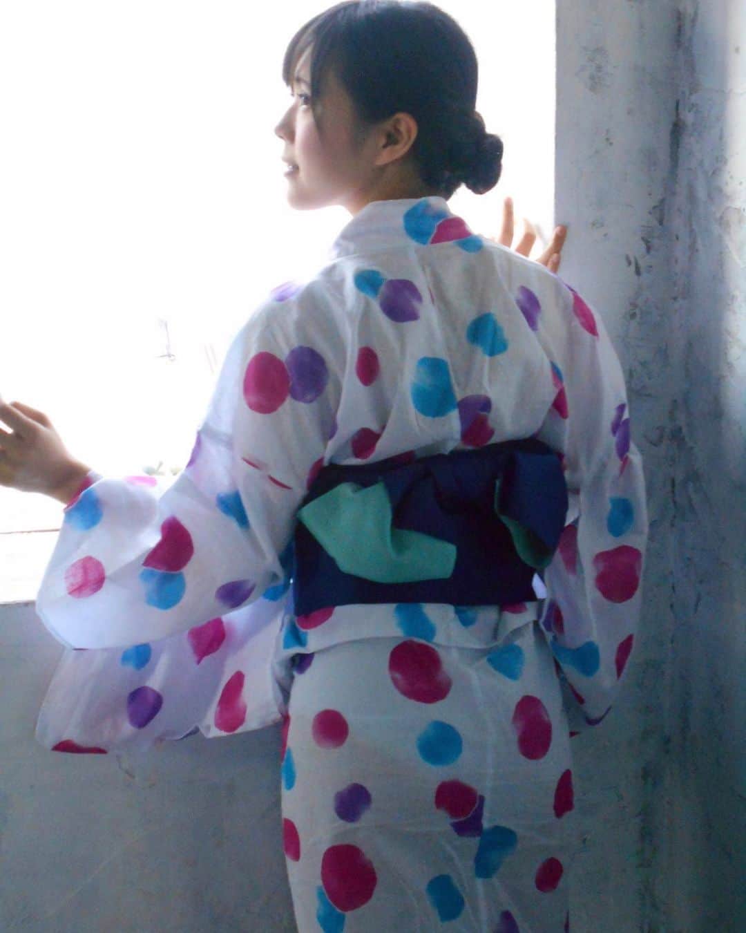 田中みかさんのインスタグラム写真 - (田中みかInstagram)「. . . . 27歳になりました . . . . . . . . . . . #yukata#yukatagirl #kimono#kimonogirl #kimonogirls #waso#wafuku#japanesegirl #japanesestyle #japanesefashion #着物#浴衣#着崩し#浴衣女子 #着物女子 #和装#和服#東京カメラ部  #ファインダー越しのわたしの世界  #ファインダー越シノ私ノ世界 #カメラ好きな人と繋がりたい  #カメラマンさんと繋がりたい  #写真好きな人と繋がりたい  #写真撮ってる人と繋がりたい  #撮影会モデル #撮影モデル  #womanphotography  #womanphoto」8月21日 13時42分 - mikamikatn