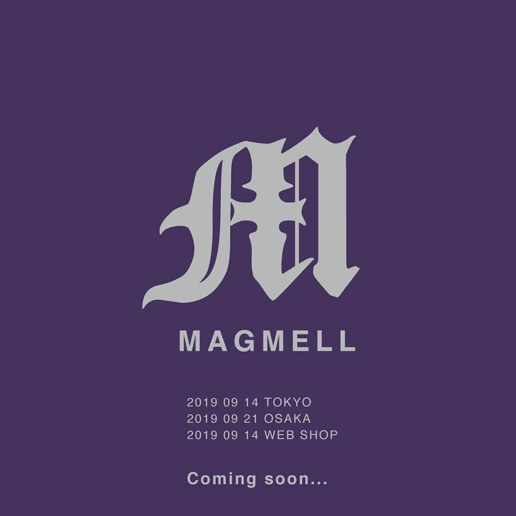 chiiiiiさんのインスタグラム写真 - (chiiiiiInstagram)「MAGMELL(@_magmell ) brand concept 『incomplete your self』 ・ ・ Newcollection📜を記念して 9.14 TOKYO 9.21 OSAKA 店頭に立たせていただきます✔︎ 場所の詳細はまたお知らせ致します。 今から空けておいてね..🦋 3,4枚目はMAGMELLからの招待状をイメージして作りました🥀」8月21日 13時57分 - xchix328