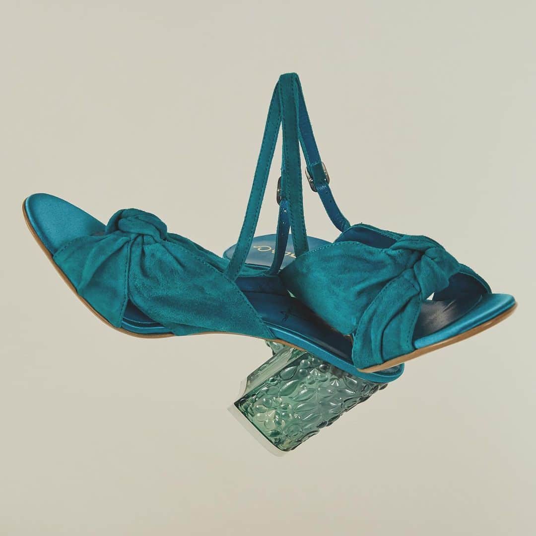 ジャンカルロパオリさんのインスタグラム写真 - (ジャンカルロパオリInstagram)「Keep enjoying your holidays. Sgn sandals by Giancarlopaoli  Sales continue on our website, link in bio.  #Summer #Woman #Fashion」8月21日 16時35分 - giancarlopaoli