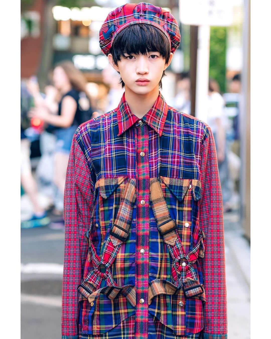 Harajuku Japanさんのインスタグラム写真 - (Harajuku JapanInstagram)「19-year-old Japanese student Shotaro (@nezucchi_1_6) - who works part time at @HEIHEI_Laforet_Harajuku - on the street in Harajuku. He’s wearing a plaid HEIHEI beret, HEIHEI harness shirt, HEIHEI skirt over plaid pants, and Dr. Martens boots.」8月21日 16時40分 - tokyofashion