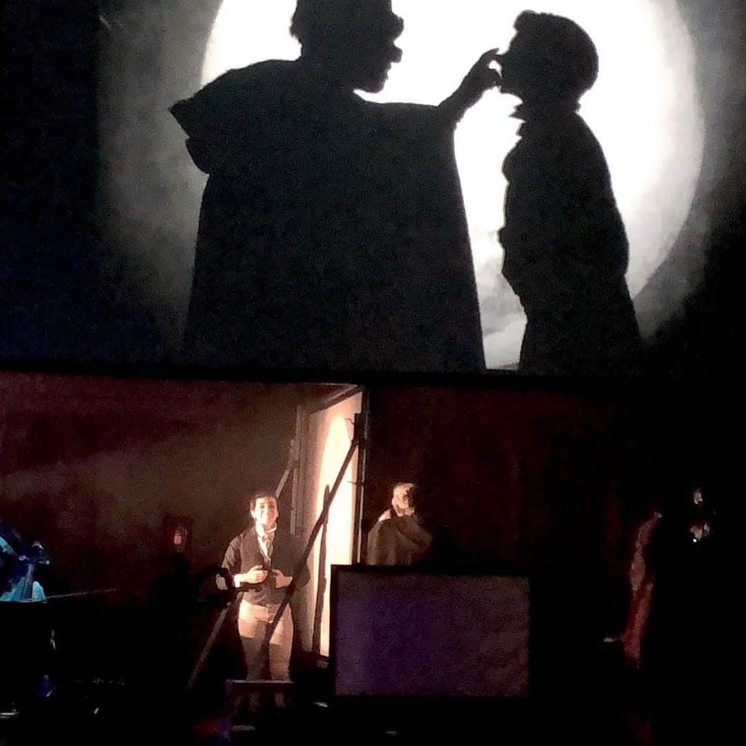 マギー・グレイスのインスタグラム：「Brilliantly reimagined Frankenstein by @manual_cinema already a @edfringe highlight! 📸: @nph」