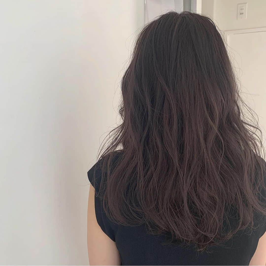 NANA HOSOYAさんのインスタグラム写真 - (NANA HOSOYAInstagram)「before after✨✨ ベージュを混ぜてココアグレージュに。ありがとうございました❤︎」8月21日 19時26分 - nana_hair_tokyo