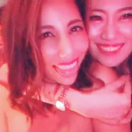 チャベス愛のグルメインスタ