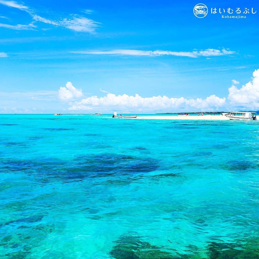 HAIMURUBUSHI はいむるぶしさんのインスタグラム写真 - (HAIMURUBUSHI はいむるぶしInstagram)「八重山の暑い夏… 青い空と海、そして真っ白い砂浜… 打ち寄せる心地よい小波… 美しい海景が待っています。 #沖縄 #八重山諸島 #浜島 #幻の島 #海景 #夏 #小浜島 #はいむるぶし #japan #okinawa #yaeyamaislands #hamajima #maboroshinoshima #bluesea #whitesand #kohamaisland #beachresort #haimurubushi」8月21日 20時19分 - haimurubushi_resorts