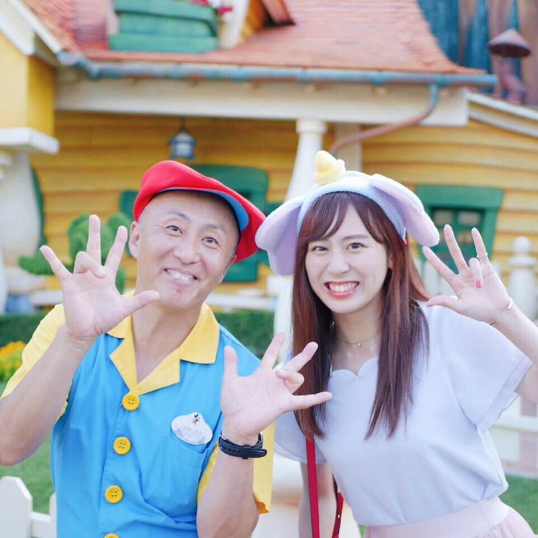 坂口理子さんのインスタグラム写真 坂口理子instagram 18年ぶりのミートミッキー ニューフェイスのミッキーに会ってきました そしてsnsで大人気の有名なキャストさん 大倉さんにお会いしました 4枚目 面白くて元気をいただきました 写真さらに高画質