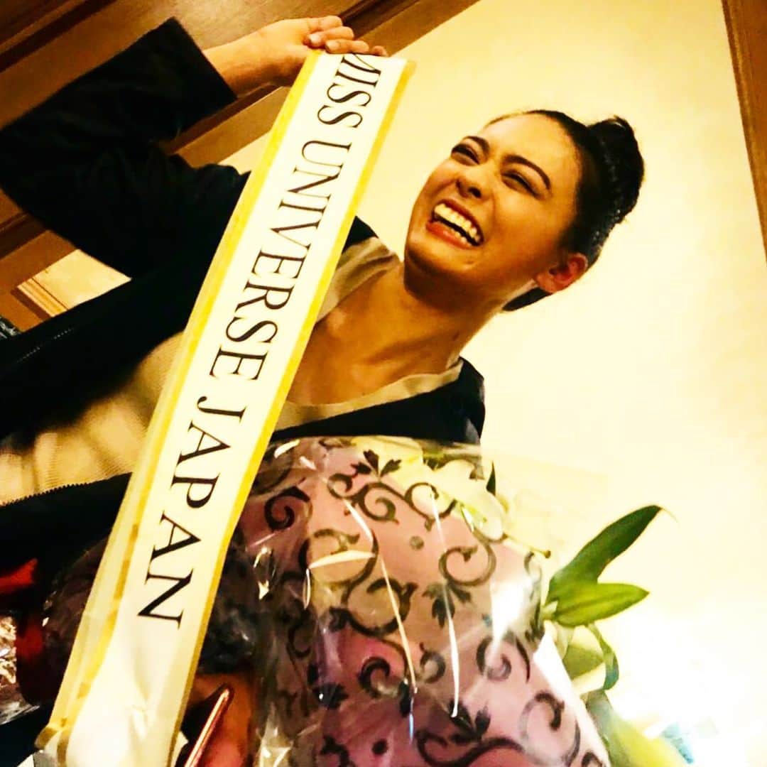 のインスタグラム：「Sharing My Journey to Miss Universe Japan 2018 🇯🇵 Thank you to all the support from the start of my journey to the end. Big appreciation to everyone that I meet while Miss Universe Journey. I wont have a chance to be there but Good luck to all the next girls. Enjoy the moment and make it an amazing moment in your life no matter of the results. Love 💕 ミスユニバース ジャパンまでのジャーニー。 三重代表から日本代表、三重大会から 最初から最後まで応援していただき本当にありがとうございました。皆さまの支えがあったからこそです。ミスユニバース ジャパンまでの道はワクワクドキドキでした。 #missuniversejapan2018 #ミスユニバースジャパン2018 #japan #日本代表 #missuniverse2018」