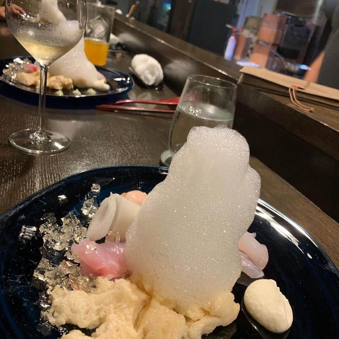 小林美香子さんのインスタグラム写真 - (小林美香子Instagram)「楽しかった沖縄ダイビングも今日で終わり、素敵なコース料理食べてきました！」8月21日 23時05分 - mikakokobayashi0906