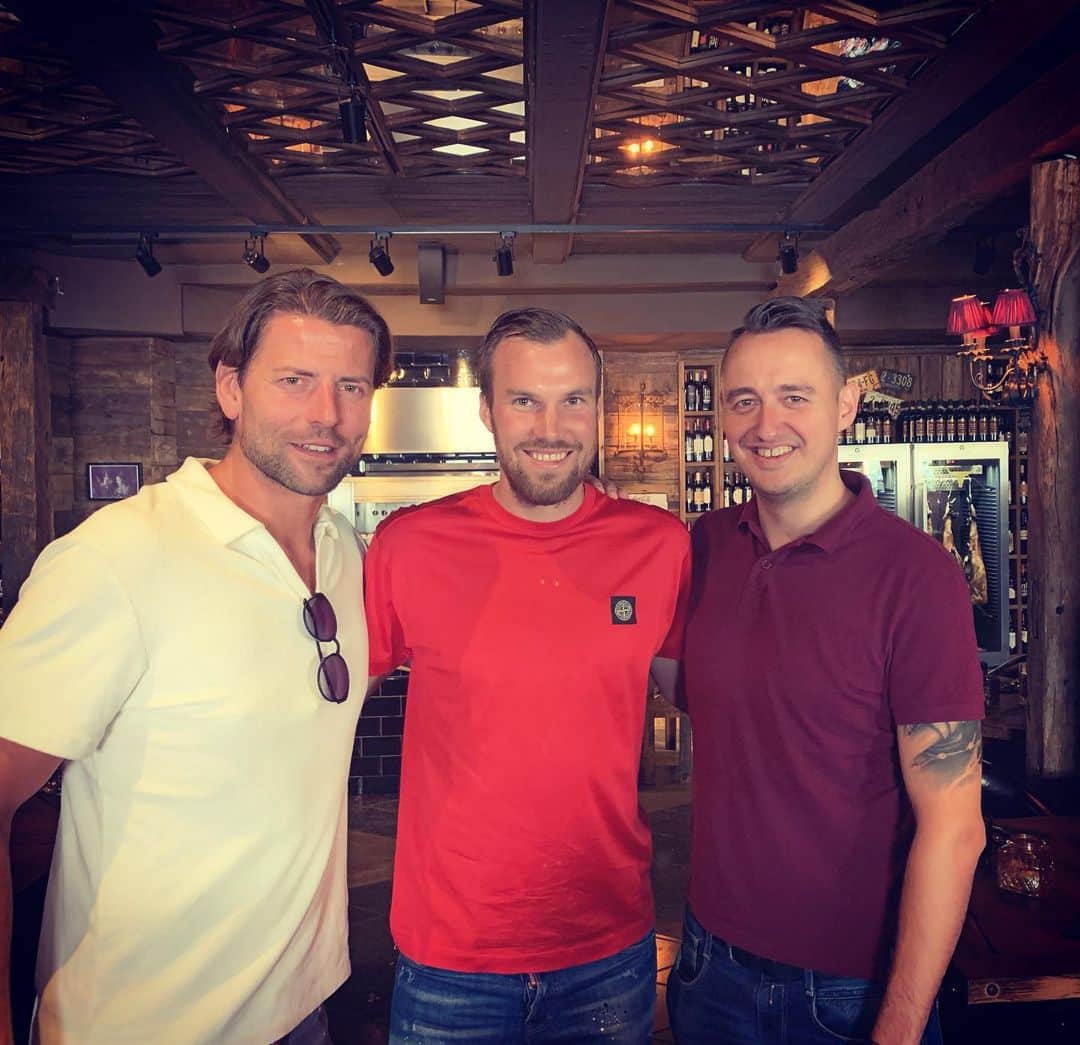 ケヴィン・グロスクロイツのインスタグラム：「Und wir werden immer Borussen sein ... 👊🏻💯」