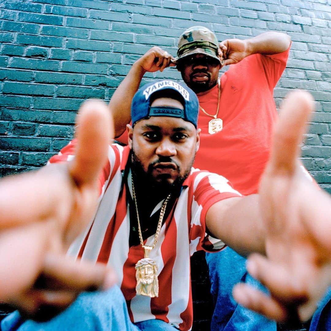 Red Bull Music Academyのインスタグラム：「C.R.E.A.M. ⠀⠀⠀⠀⠀⠀⠀⠀⠀ Prolific hip-hop photographer T. Eric Monroe opened up his treasure trove for us, including this shot of @realghostfacekillah and @raekwon. ⠀⠀⠀⠀⠀⠀⠀⠀⠀ #WuTang #WuTangClan #WuTangForever #GhostfaceKillah #Raekwon #RBMA ⠀⠀⠀⠀⠀⠀⠀⠀⠀ 📷: @tdoteric」