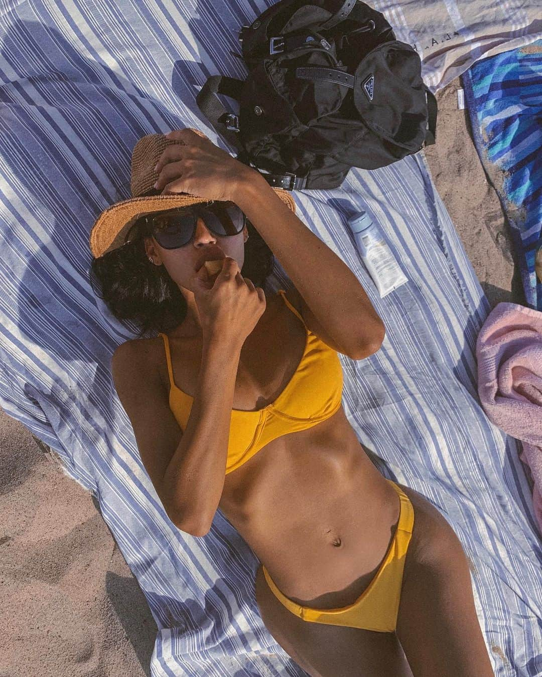 ナヤ・リヴェラさんのインスタグラム写真 - (ナヤ・リヴェラInstagram)「Diced pineapples 😜」8月22日 1時02分 - nayarivera