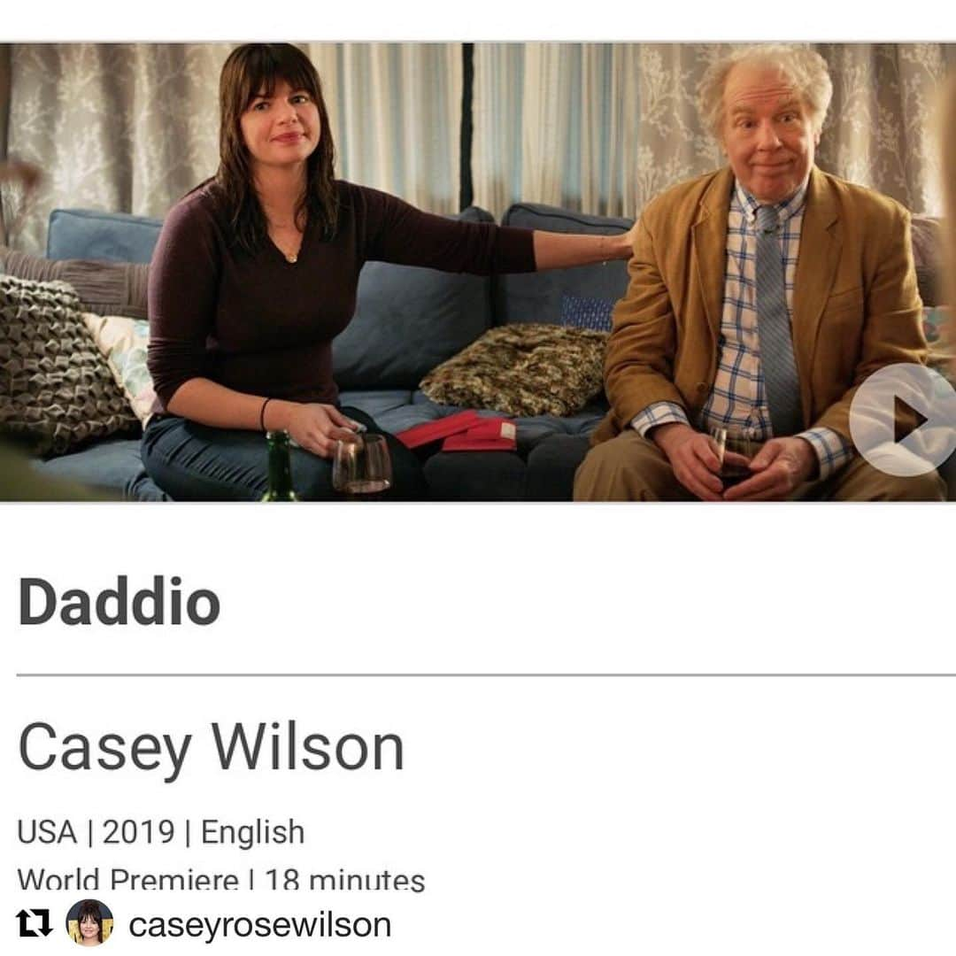 ジューン・ダイアン・ラファエルさんのインスタグラム写真 - (ジューン・ダイアン・ラファエルInstagram)「So very proud of DIRECTOR @caseyrosewilson and her  short that will premiere at TIFF. Co-written by genius @lauranonymous This is big.」8月22日 1時52分 - junediane