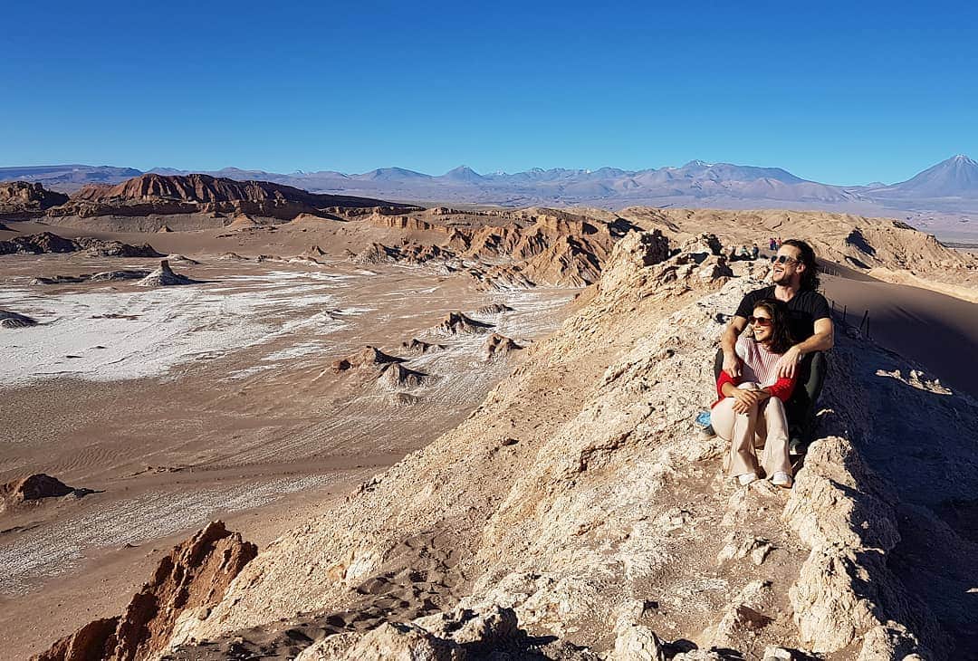 パロマ・バーナーディさんのインスタグラム写真 - (パロマ・バーナーディInstagram)「Num deserto de almas também desertas, uma alma especial reconhece de imediato a outra. 🏜🔆🏜 #ValleDeLaLuna  #Atacama @caminandes_atacama」8月22日 2時27分 - palomabernardi