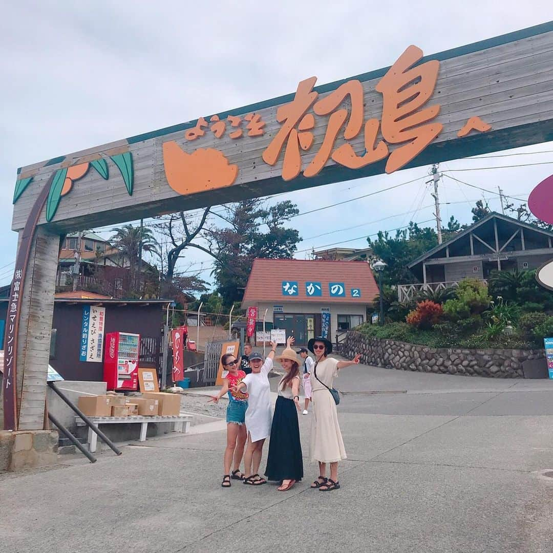 板倉由姫乃さんのインスタグラム写真 - (板倉由姫乃Instagram)「毎年恒例〜♡✨ 夏休み〜🙌 初島っ！ . . 海行ってきました〜♡ 今年初海でした〜♡ . . #貴美の浜焼き #kiminohamayaki #大人の夏休み #海 #初島 #浜焼き #熱海#夏休み」8月22日 12時55分 - yukigol6