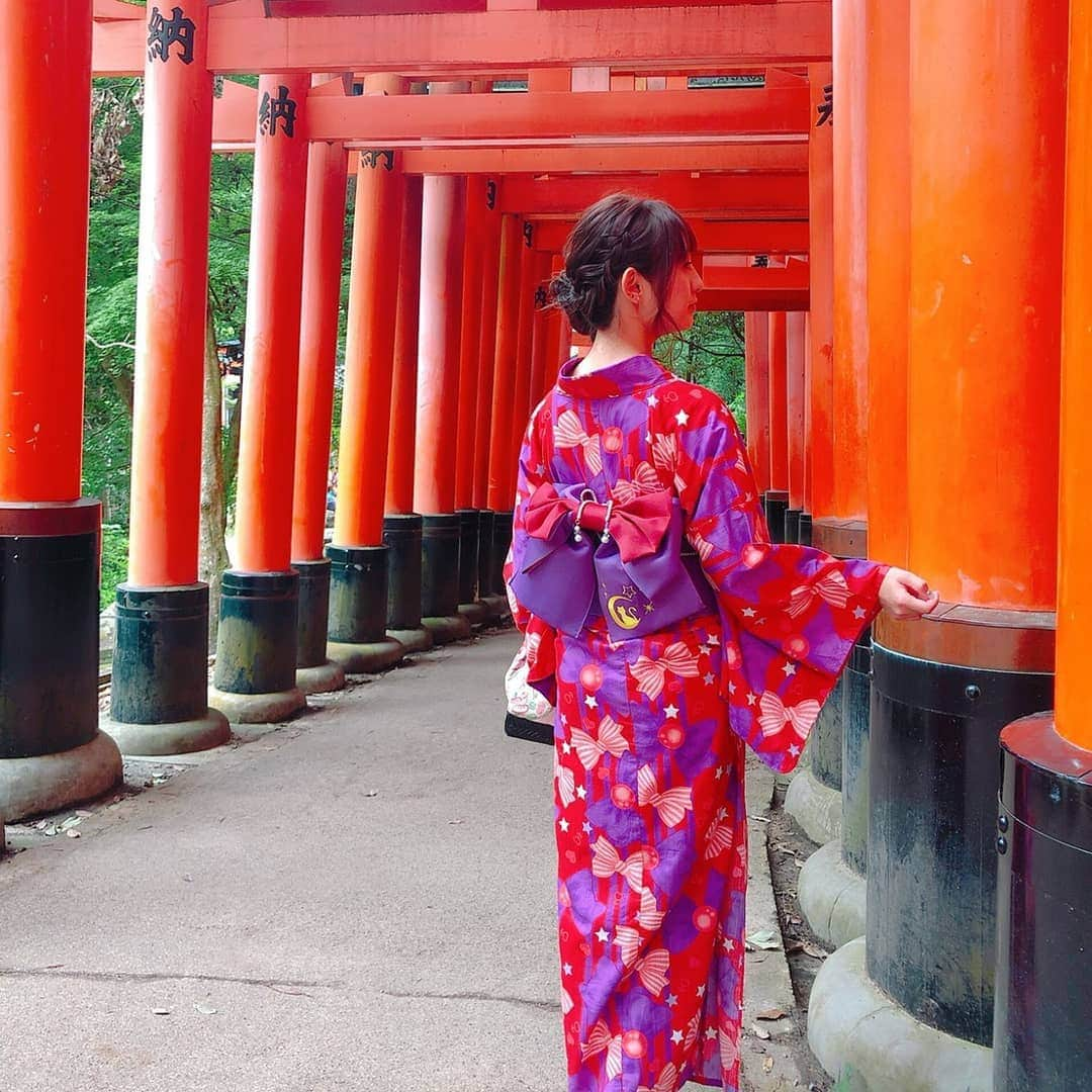 星空もあさんのインスタグラム写真 - (星空もあInstagram)「楽しかった京都旅行🥰 浴衣めちゃくちゃ暑かったけどセーラームーン浴衣がほんとに可愛くて着れてよかった〜😍星空はセーラーマーズです  #京都 #京都旅行 #伏見稲荷 #車折神社 #浴衣 #セーラームーン浴衣 #私はセーラーマーズ #きずぽんはセーラームーン #はちゃめちゃに可愛い」8月22日 4時25分 - hoshizora_moa