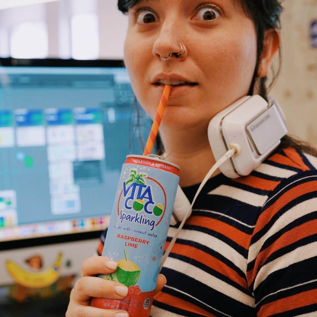 Vita Coco Coconut Waterのインスタグラム：「When you realize summer is almost over」
