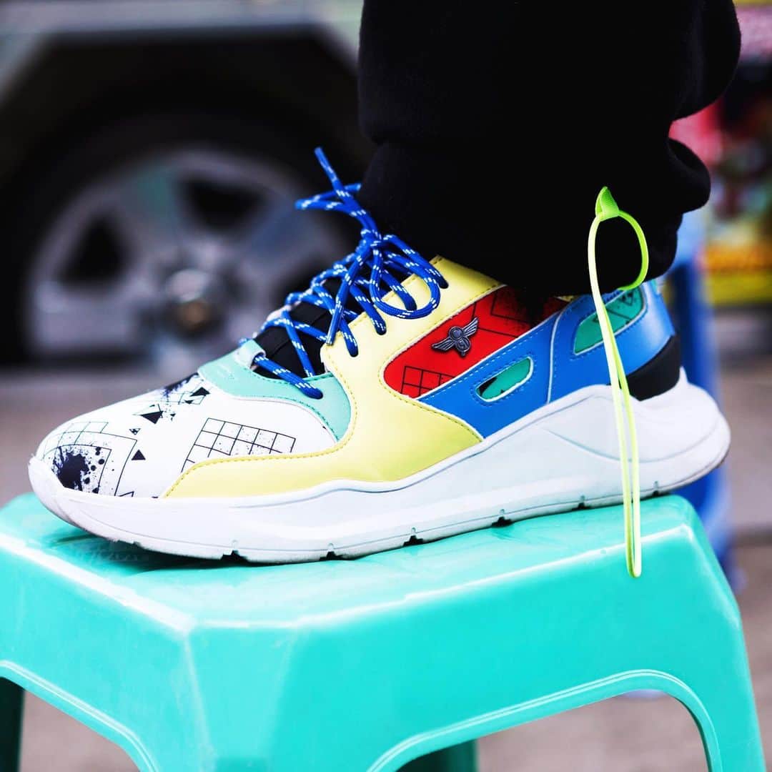 クリエイティブリクリエーションのインスタグラム：「One our favorite NEW silhouette’s, THE CARRARA...❄️🔥 Now available at CRE8REC.COM #ColorBlock 🌈🌈🌈 #WhatIsYourCreativeRecreation #MyCreativeRecreation #CreativeRec #Shoes #Sneakers #Fashion #Fashionable #Instastyle #InstaFashion」