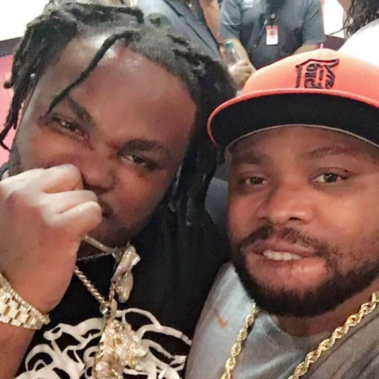 ページ・ケネディさんのインスタグラム写真 - (ページ・ケネディInstagram)「Praying for My dawg #teegrizzley it’s scary hearing this news. I’m destroyed over his aunt. Such a great woman. RIP JB.」8月22日 7時03分 - pagekennedy